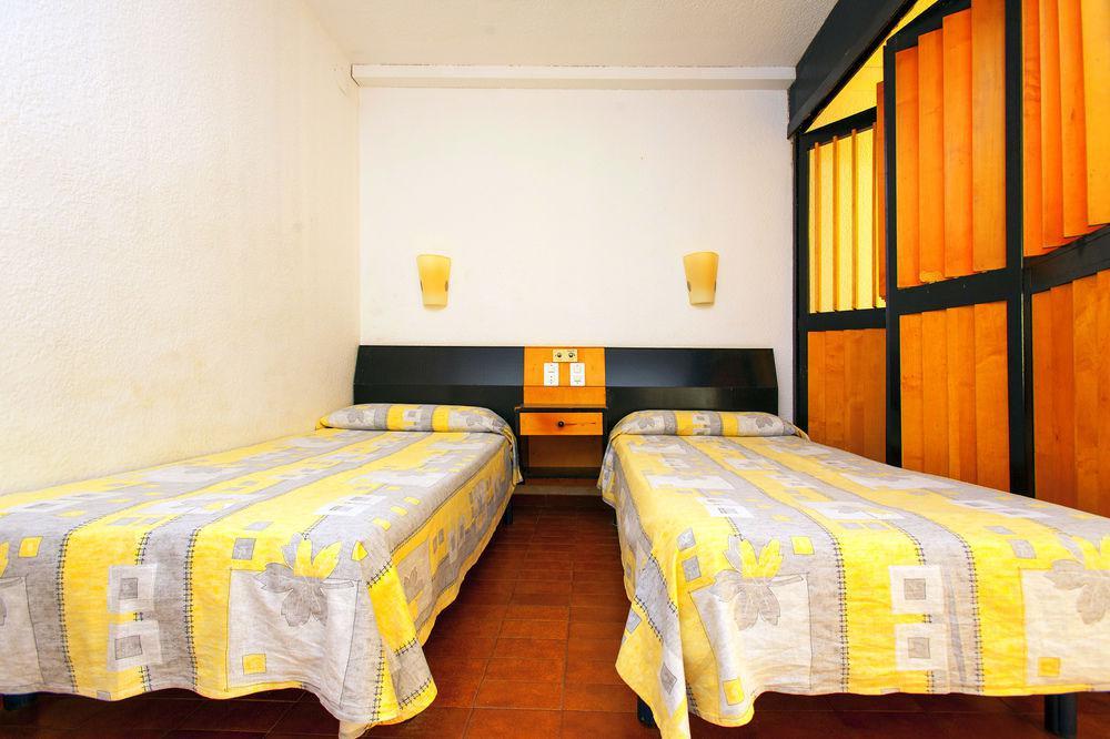 Apartamentos Alboran-Arysal Salou Dış mekan fotoğraf