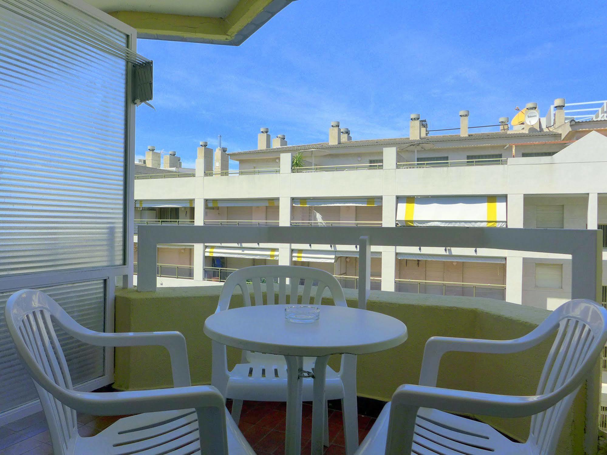 Apartamentos Alboran-Arysal Salou Dış mekan fotoğraf