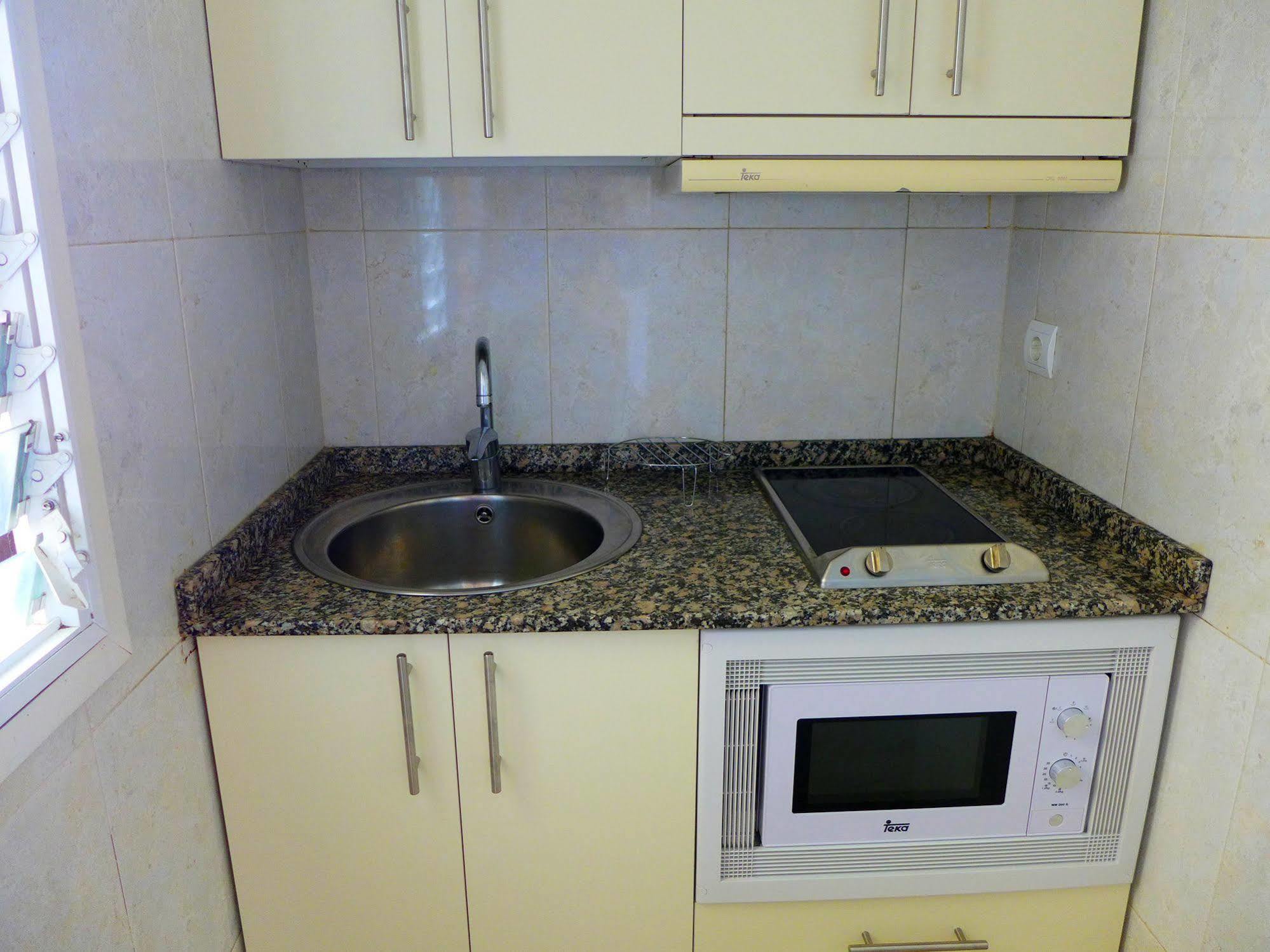 Apartamentos Alboran-Arysal Salou Dış mekan fotoğraf